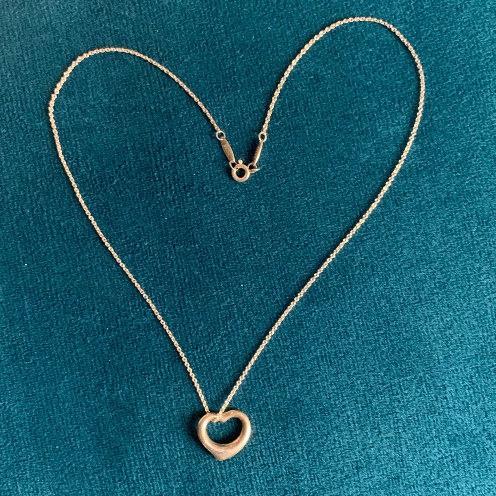 Elsa Peretti Open Heart Tiffany & Co.